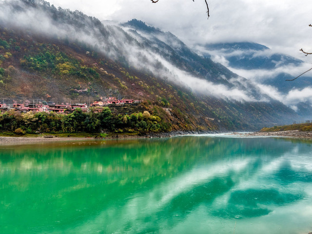 探索自然美景的轻松之旅，最新防拍照技巧助你畅游无阻