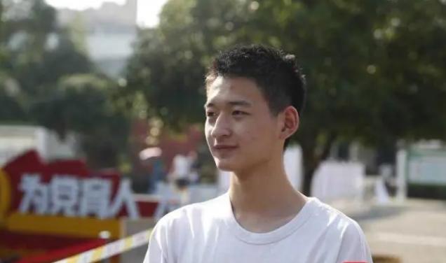 河北钢铁与时俱进，铁骨铮铮的最新动态