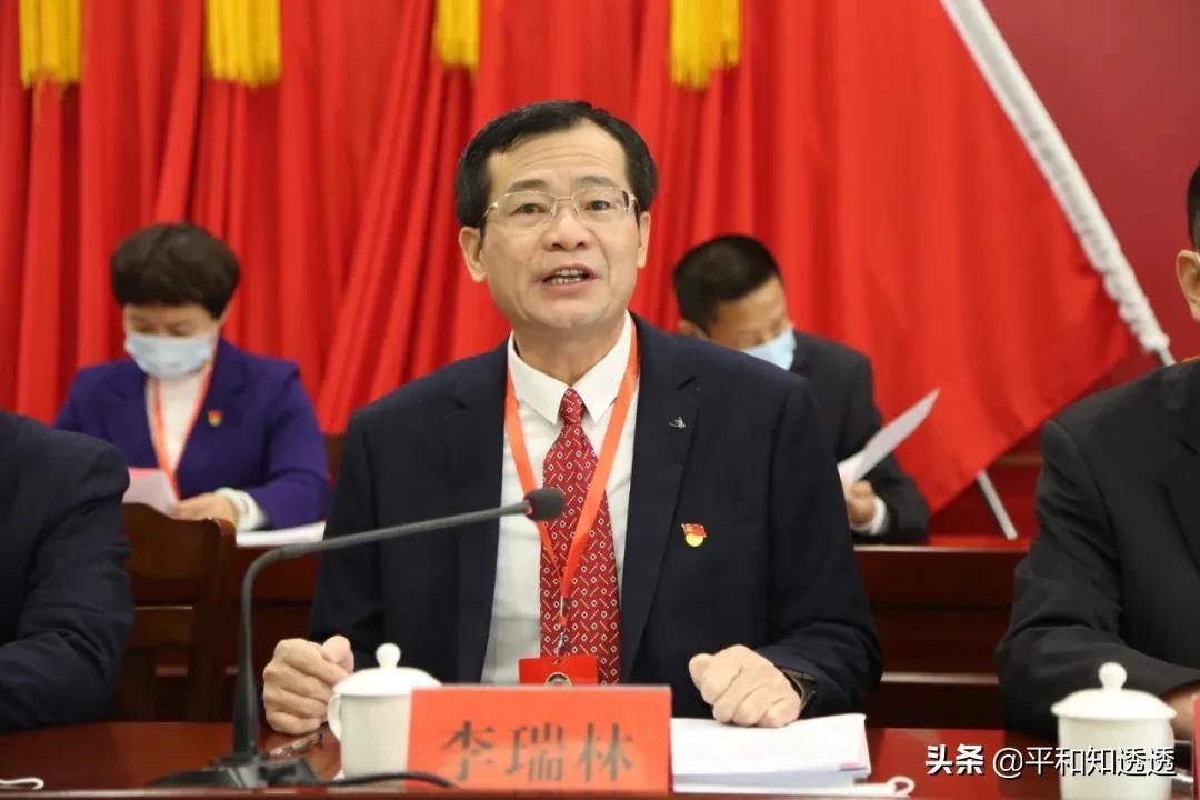 最新商会章程引领自然美景探索之旅，寻求内心平和与宁静的旅程
