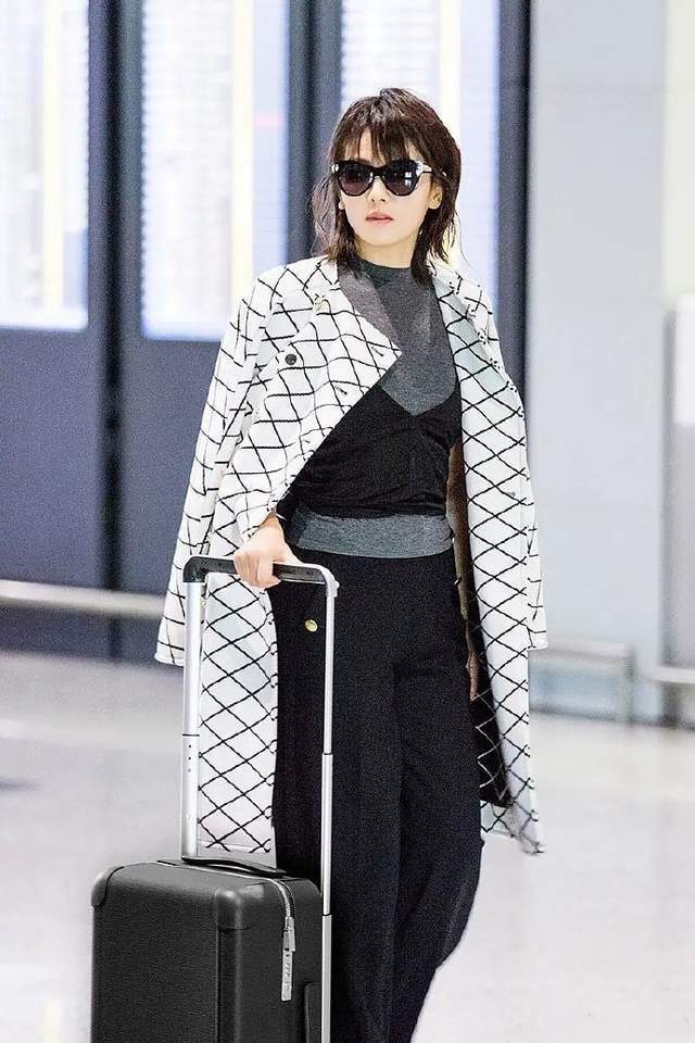 最新私服发布网，启程励志之旅，自信与成就感的源泉