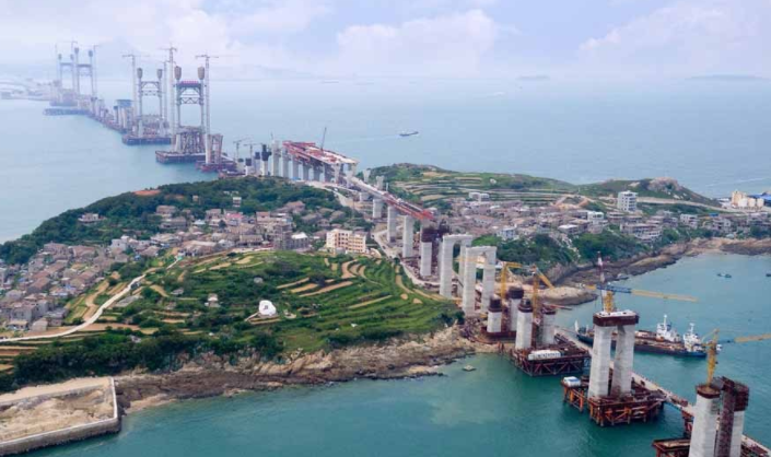 海峡两岸最新动态，自然美景探索之旅，追寻内心平和与喜悦