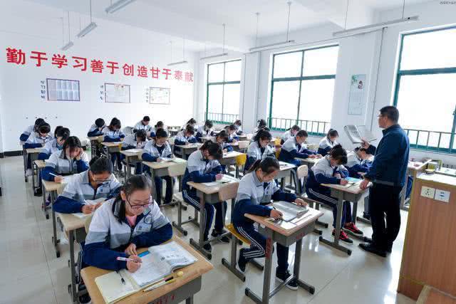 县管校聘最新动态与小巷深处的特色小店探秘